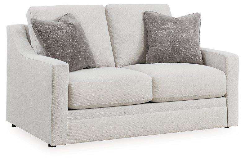 Maitelynn Loveseat image