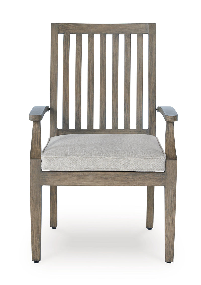 Rainier Ranch Outdoor Dining Package