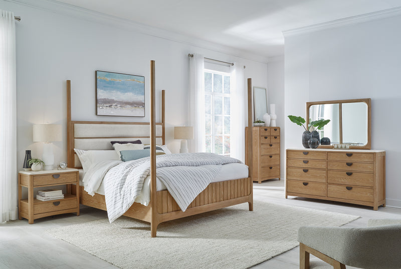 Parker House Escape - Bedroom Queen Poster Bed
