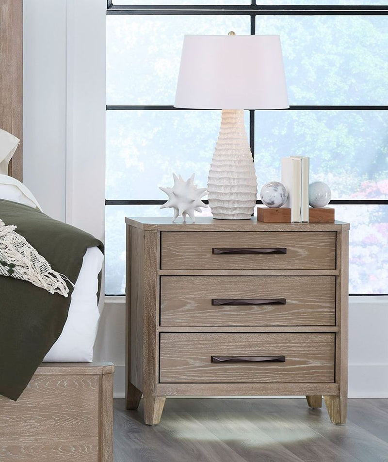 Parker House Breckenridge - Bedroom Queen Bed 2 Nightstands and Dresser with Mirror